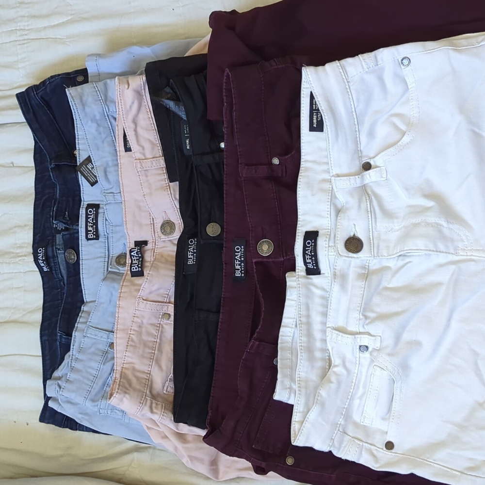 Lot of Buffalo David Button Skinny Jeans